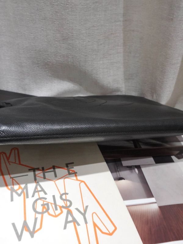 Chanel黑色手拿包 #251984 