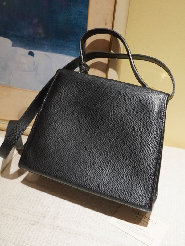 Nina Ricci 黑色水波紋手提斜背包 #241487 