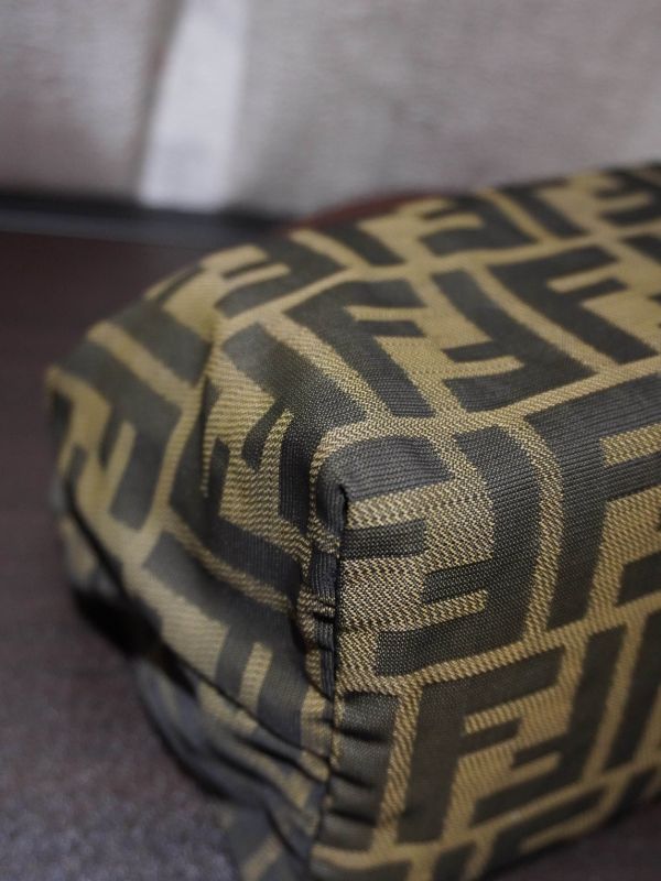 Fendi老花mini便當包 #251923 