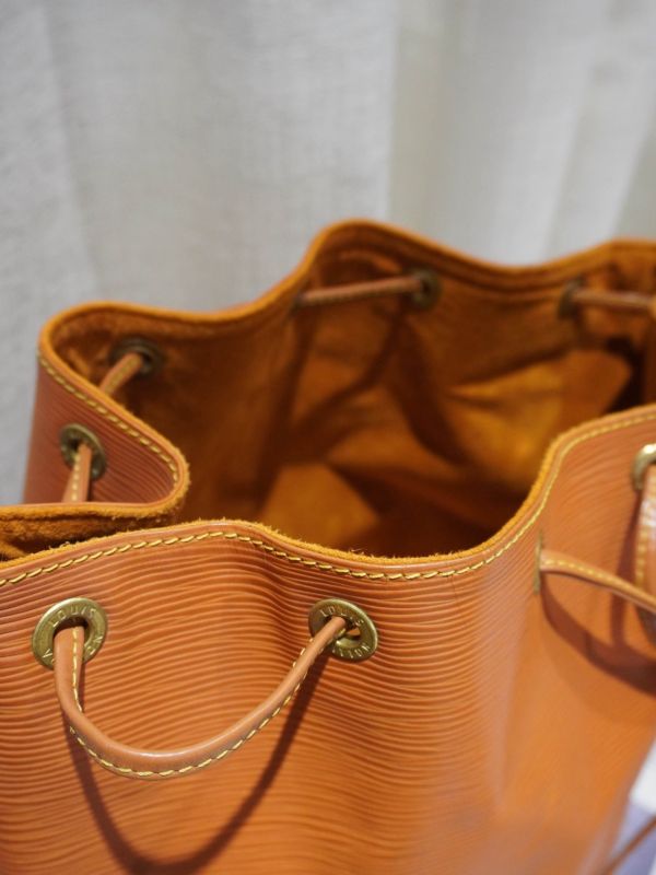 LV焦糖色水波紋水桶包 #252016 