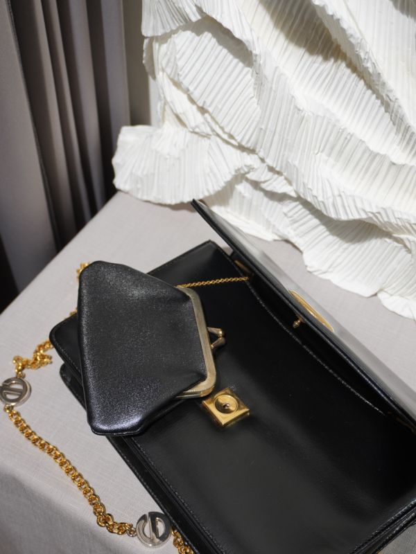 DIOR黑色豬鼻金銀鍊條包 #220022 