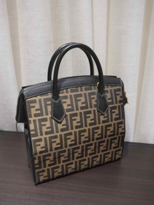 Fendi老花鎖釦手提箱 #220141 