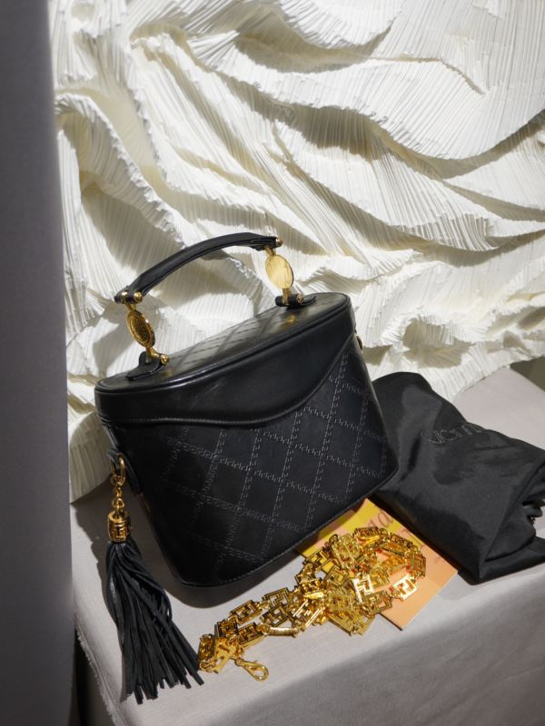 Versace黑金太陽神流蘇盒子包 #220785 