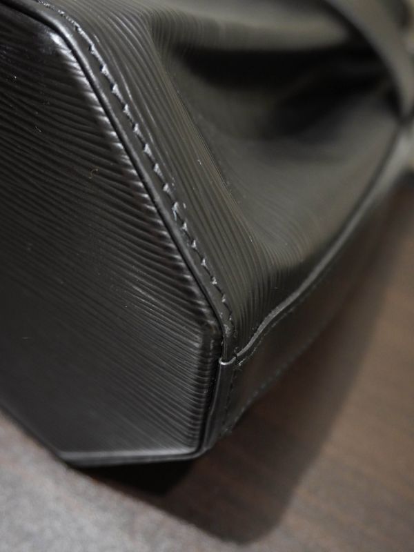 LV黑色水波紋八角水桶包 #251966 