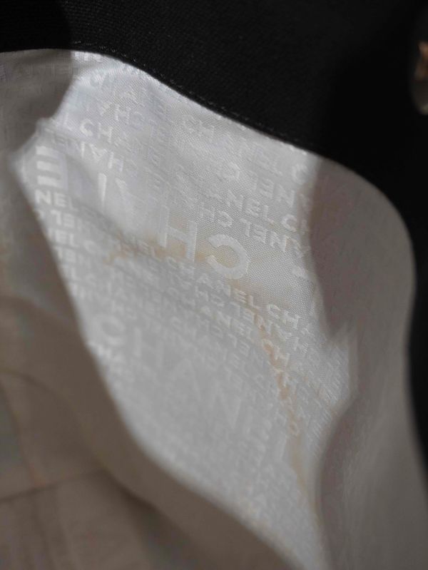 Chanel 黑白方格logo托特包 #241312 