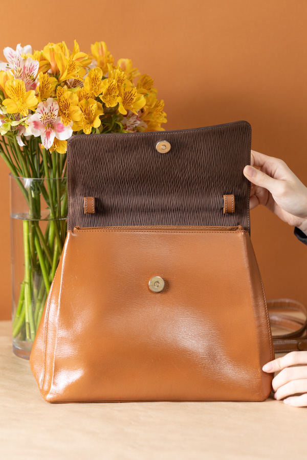 Loewe焦糖金蛇骨kelly肩背包 #220146 