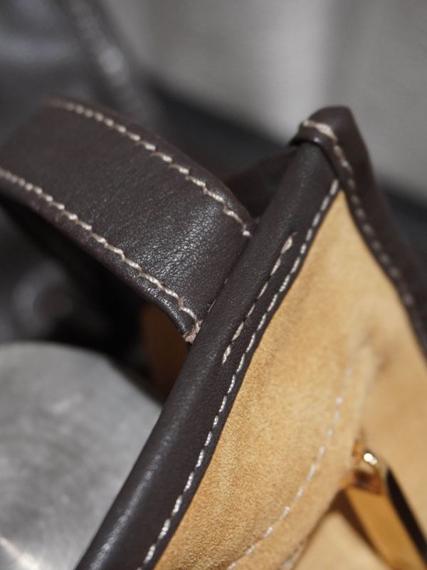 Loewe翻毛皮肩背包 #251978 