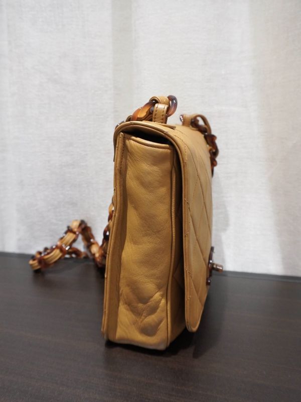 Chanel 奶茶色玳瑁肩背包 #251953 