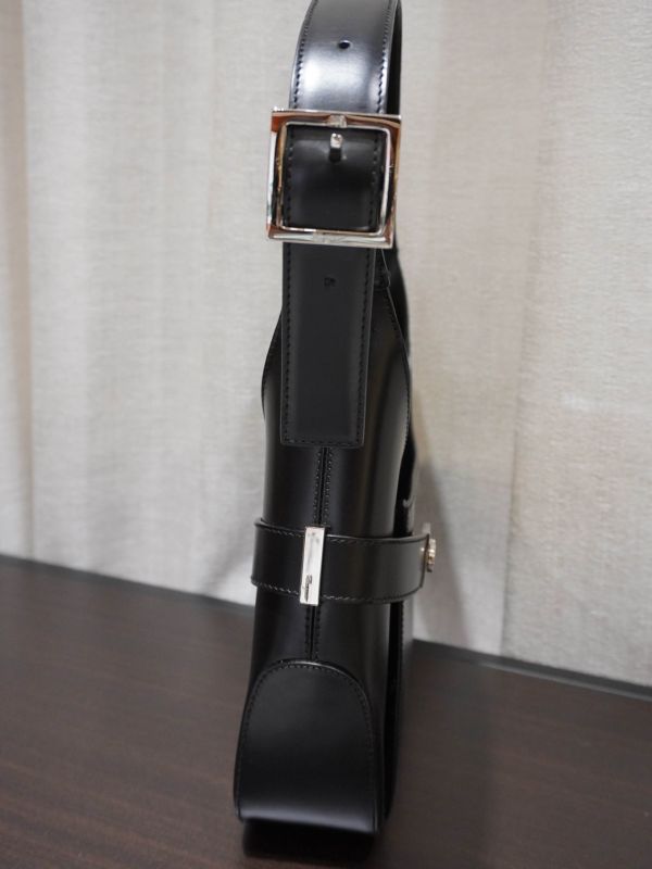 Ferragamo黑色中號單肩包 #252028 