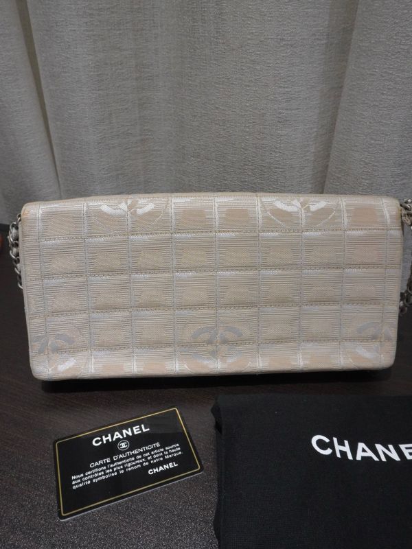 Chanel 裸色冰格單肩腋下包 #241619 