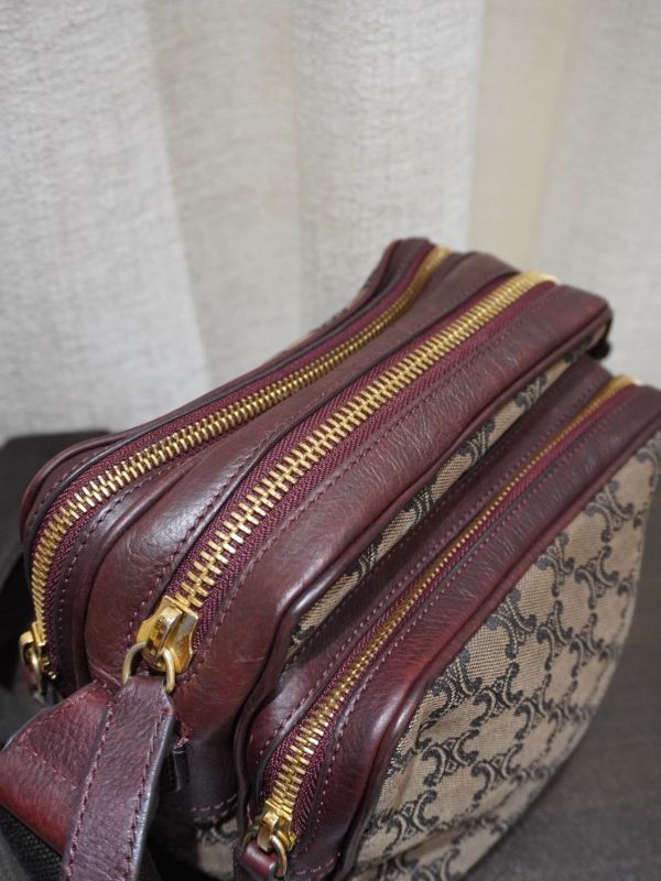 Celine老花紅皮相機包 #252047 