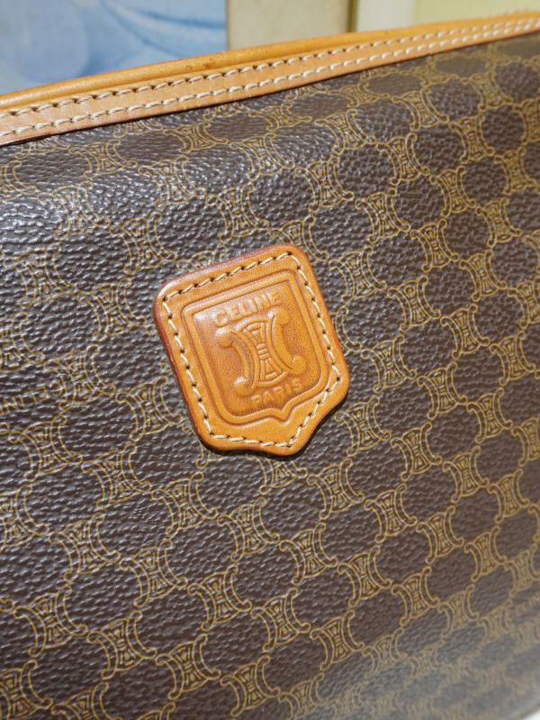 Celine 老花手拿肩背包 #241407 