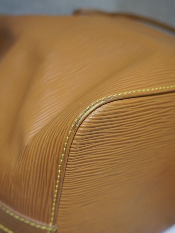 LV焦糖色水波紋水桶包 #252016 