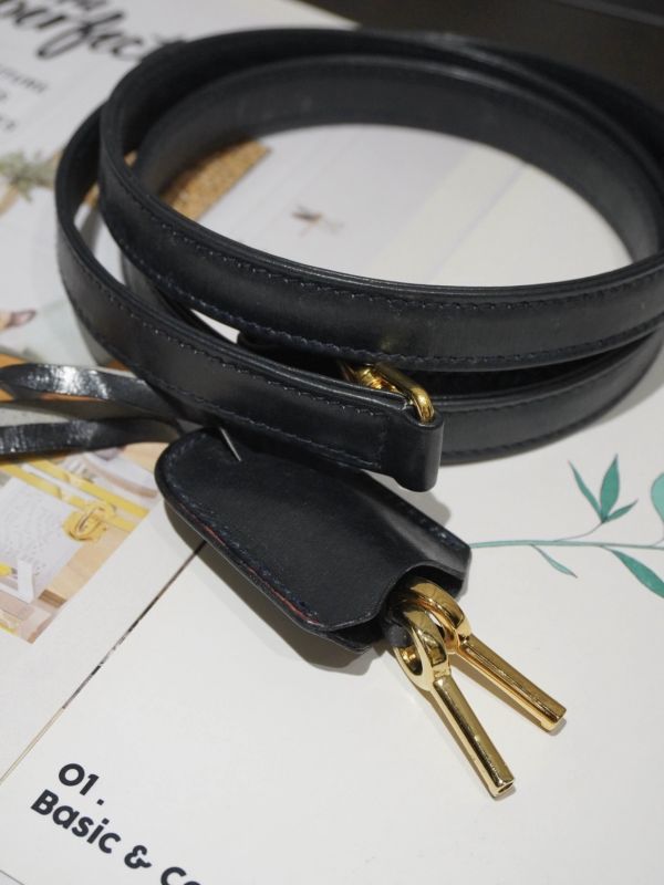 Gucci 深藍色手提斜背包 #251954 