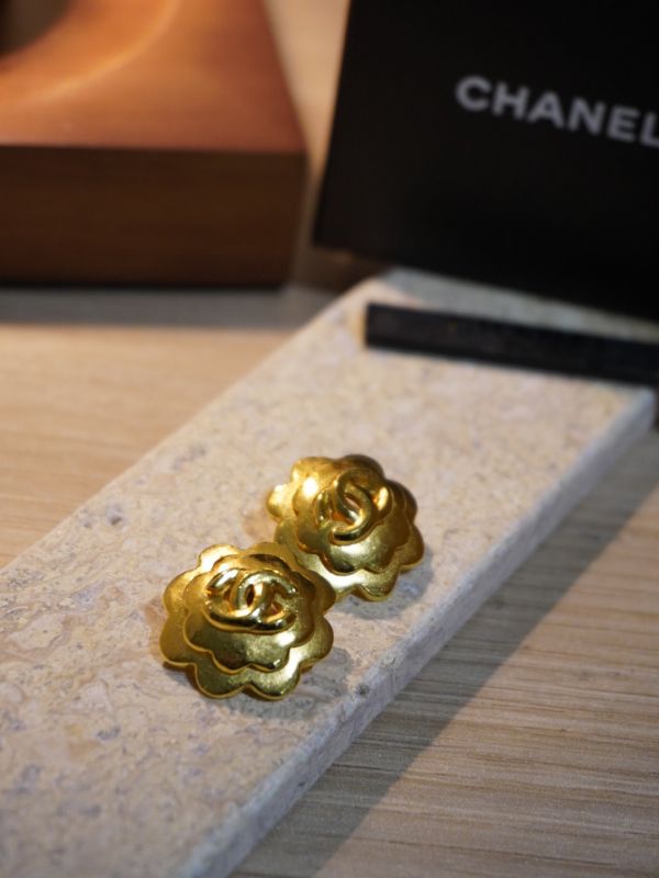 chanel山茶花立體logo耳夾 AC289 