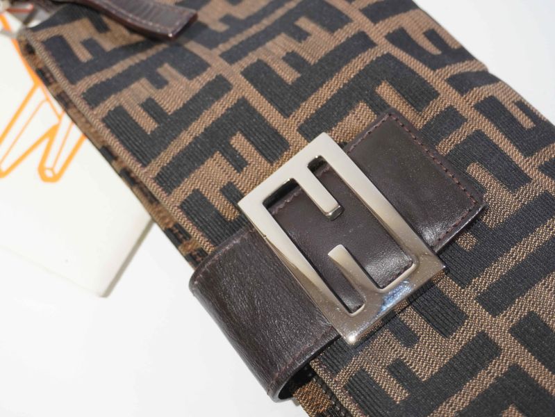 Fendi 老花長背帶斜挎包 #241283 