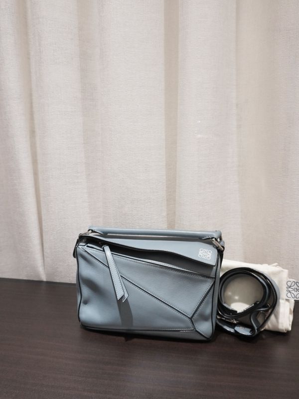 Loewe puzzle包 #252058 