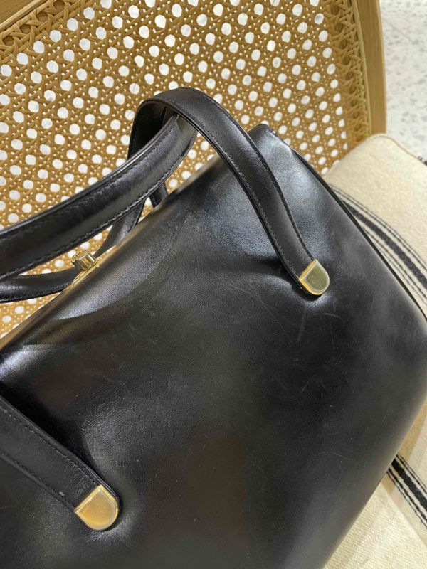 Celine 黑色手提包 #241415 