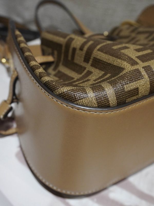 Fendi老花抽繩吊床包 #252026 