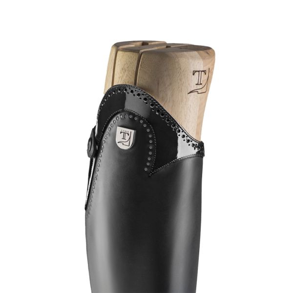 TUCCI 騎馬長筒皮靴 (Marilyn/漆皮+打孔裝飾/黑色/37) 