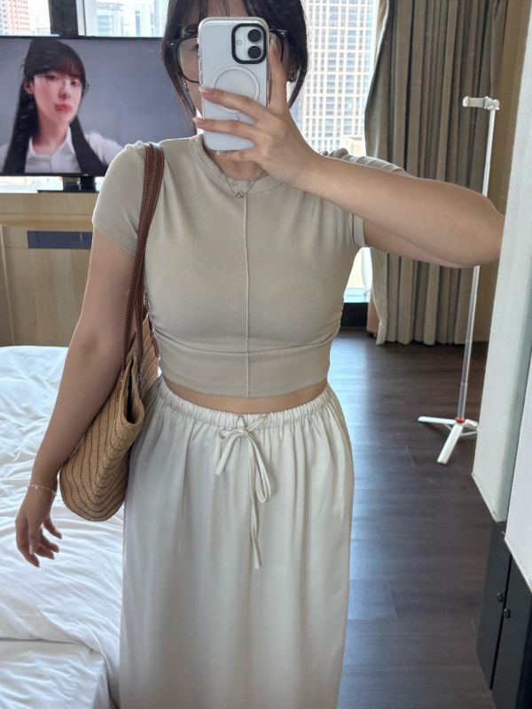 26M105 軟綿綿舒服感百搭上衣(4colors) 