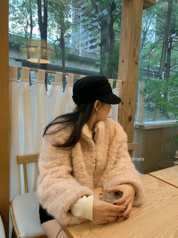 D19 (不折扣)拍照太出片啦!顯臉小麂皮絨帽(2color) 