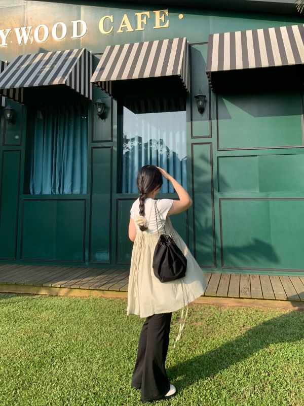 M01 小眾設計細肩绑帶短洋(杏綠) 