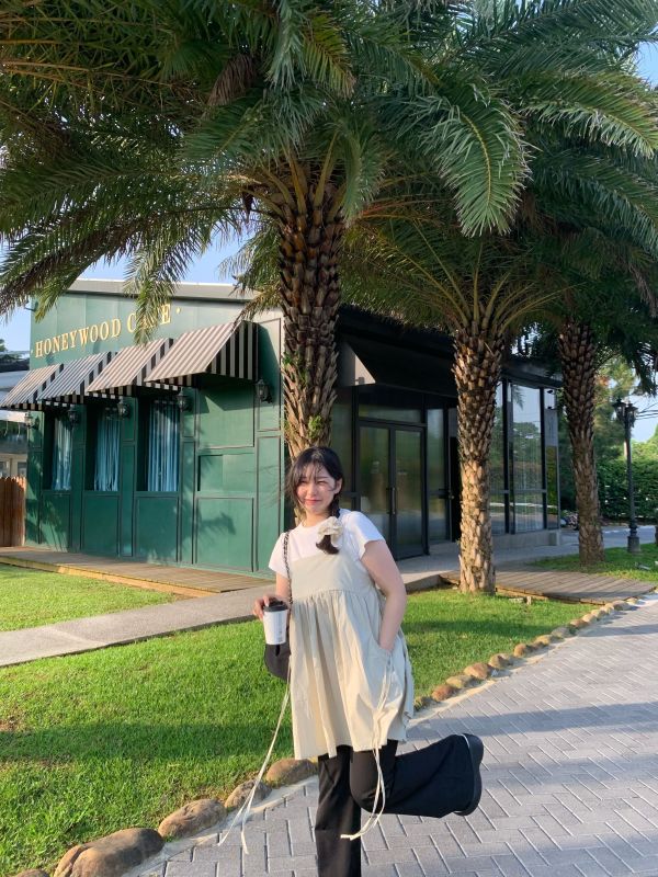 M01 小眾設計細肩绑帶短洋(杏綠) 