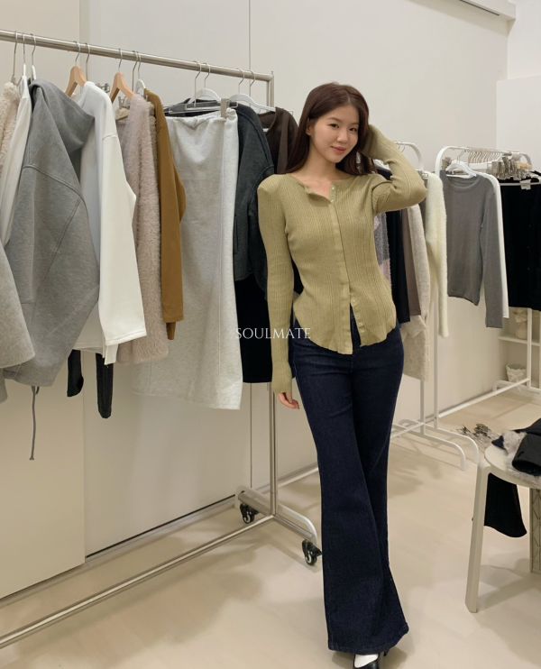 N08 闆娘大推!!!中腰喇叭原色牛仔褲(S-XL) 