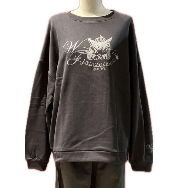 寬版長T-皇冠-黑 