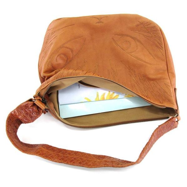 50週年紀念牛皮刺繡包 