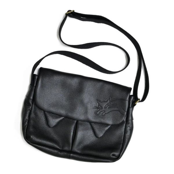 貓耳牛皮肩背包-黑 