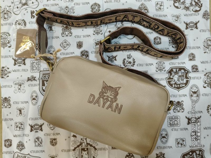 日本限定-牛皮小肩背包-灰褐色 