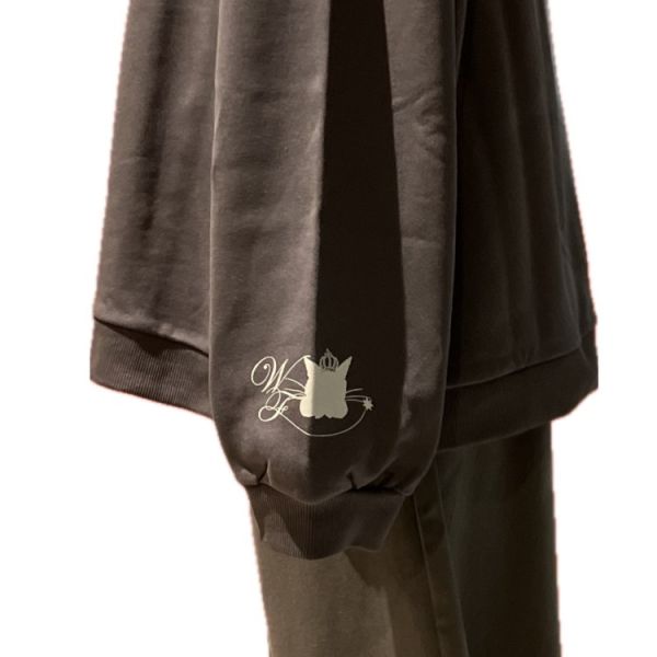 寬版長T-皇冠-黑 