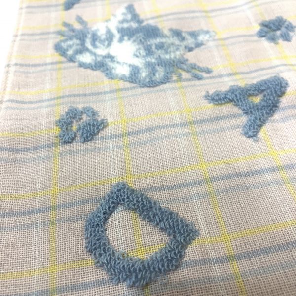 刺繡手帕-DAYAN字母 