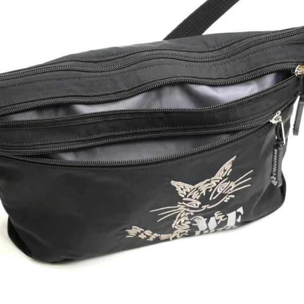 輕量防潑水迷你肩背包 