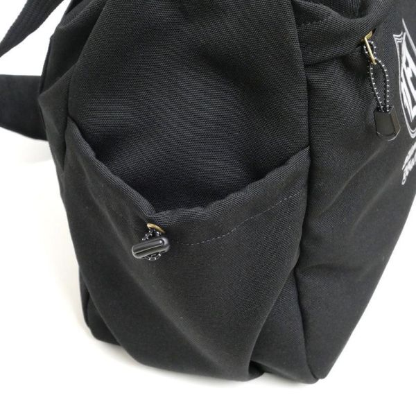 達洋徽章單肩包 