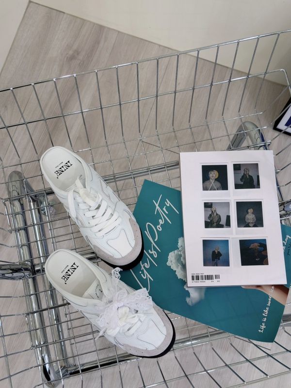 |獨家訂製Gentle Days | iNINE芭蕾半拖小白鞋 