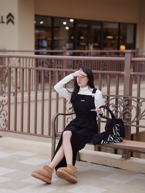 iNINE 韓氣滿滿開衩連身裙 