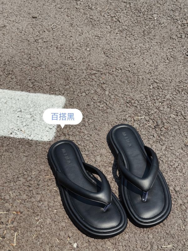 Cloud Hour｜百搭軟墊夾腳拖 