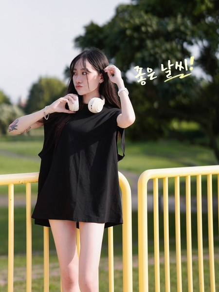 iNINE挖背寬袖素素背心 