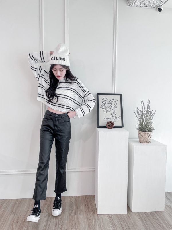 法式浪漫薄款條紋針織 