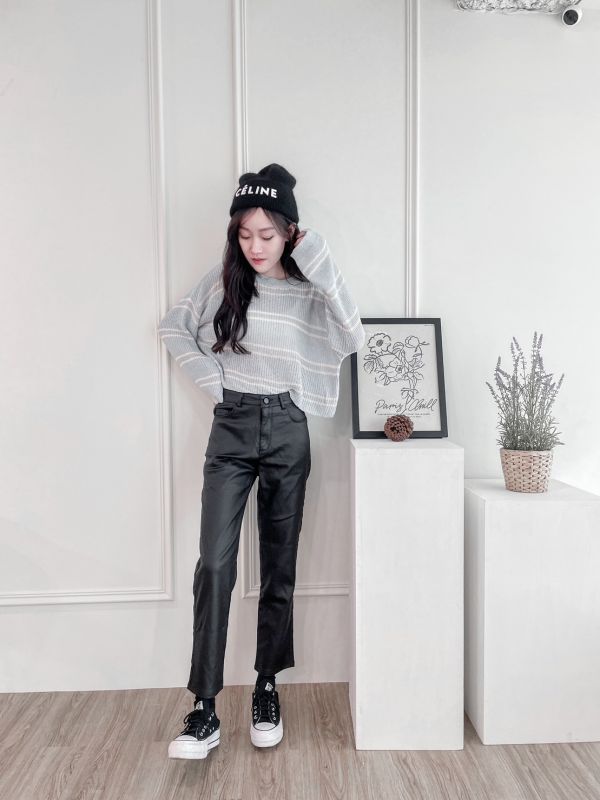 法式浪漫薄款條紋針織 