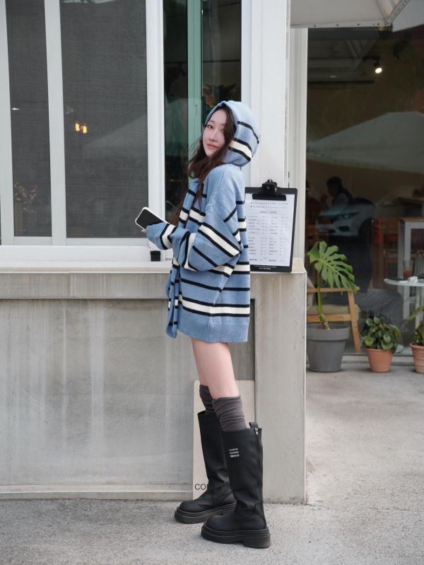 NON-SCENE.｜韓系條紋帶披肩帽厚磅毛衣 