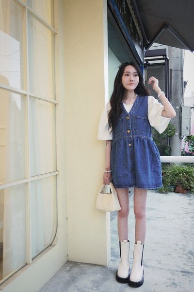 iNINE 正韓復古排釦A字連身裙 