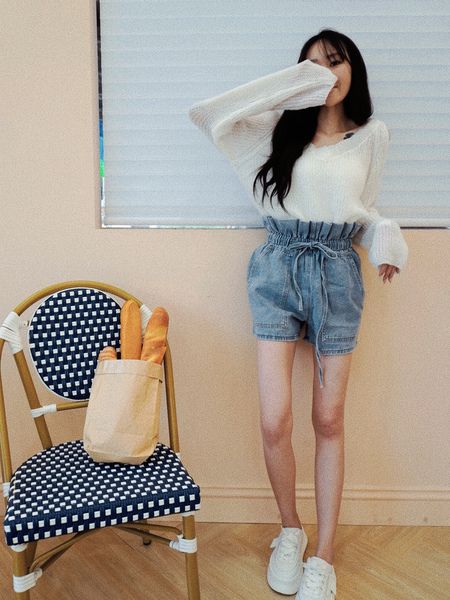 iNINE 正韓花苞高腰牛仔短褲 