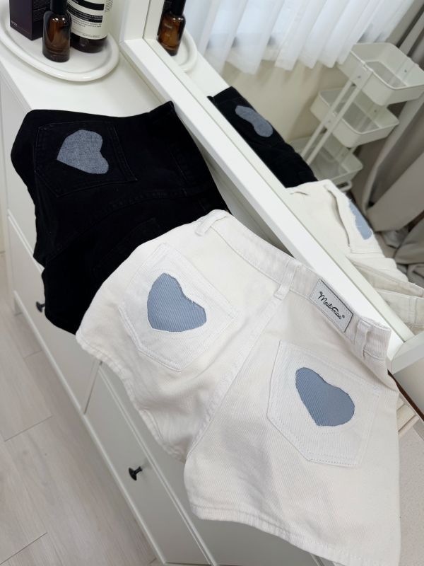 Bottom|雙心牛仔短褲 