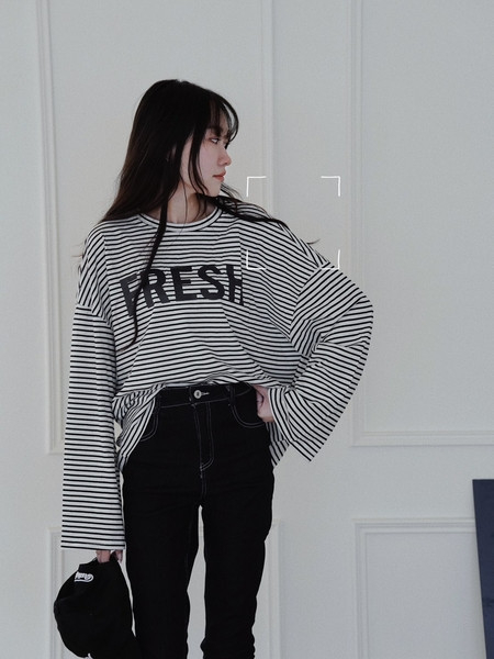 iNINE一週穿五天的百搭Fresh條紋長T 