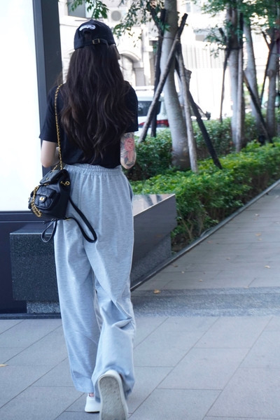 iNINE韓系割破軟棉薄寬褲 