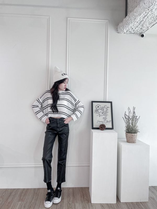 法式浪漫薄款條紋針織 